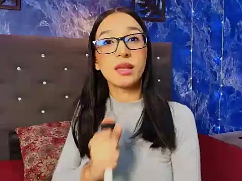 mia fowler1 online show from November 22, 1:03 pm