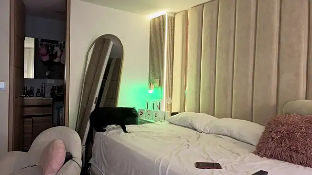 Iamnyxy online show from December 16, 11:05 am