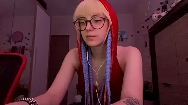 EffacedScan online show from November 30, 2:32 pm