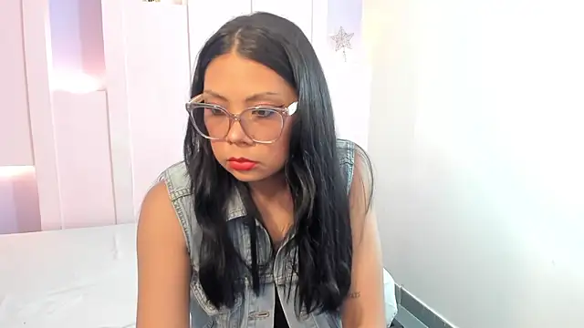 CataGreen1 online show from November 15, 8:21 pm