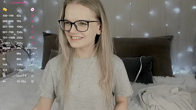 MicheleHonas online show from December 21, 7:51 pm