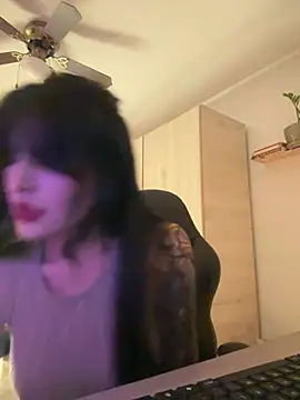 Cristal Cerati  online show from April 16, 11:29 pm