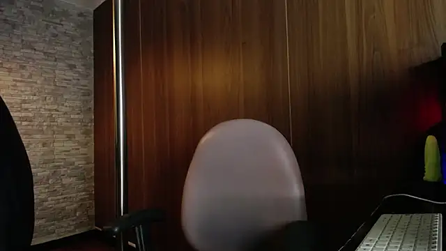 Belladonna trix online show from February 21, 8:20 pm