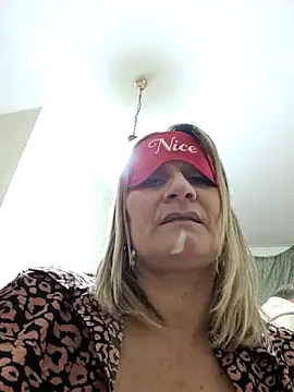 Tania9  online show from November 28, 10:57 pm