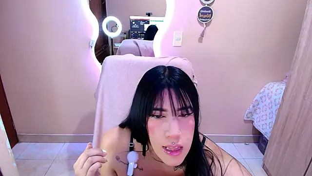 catte jensen online show from April 13, 5:52 am