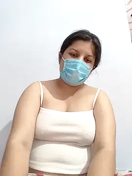 Cute hotzara online show from May 8, 5:43 am