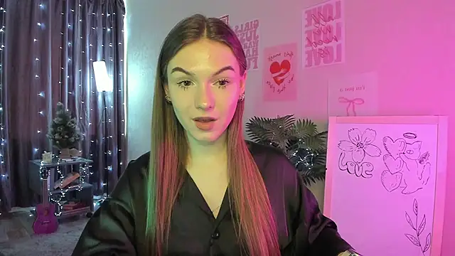 luna lust 212 online show from March 2, 7:15 am