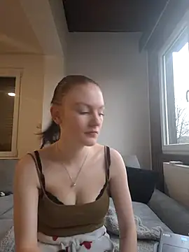 Lilly hase online show from December 2, 8:16 am