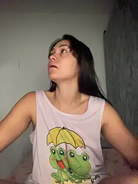 carolsapequinha online show from June 7, 1:29 pm