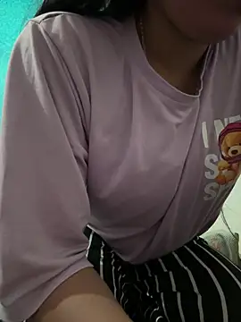 isha sharma2002 online show from February 18, 9:08 am