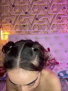 MelanyyJhonson15 online show from March 2, 5:19 am