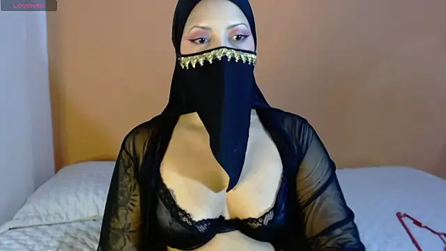 amina fair online show from November 20, 6:47 am