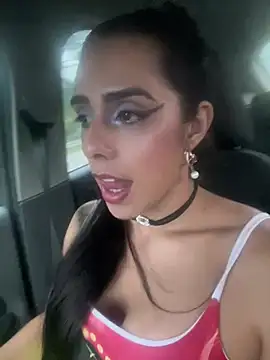 Monahliza online show from February 15, 9:58 pm