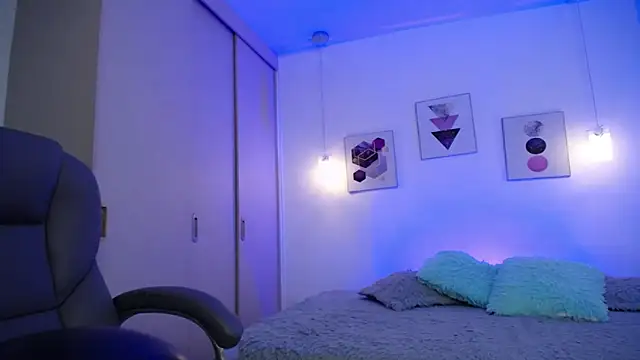 selene rouse  online show from February 28, 11:26 pm