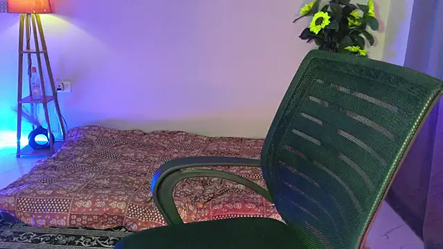 Saira Hotty online show from April 10, 7:14 am