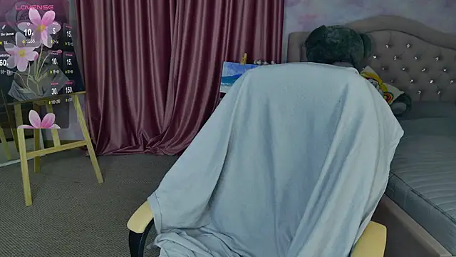 MaryMoorre online show from November 21, 6:54 pm