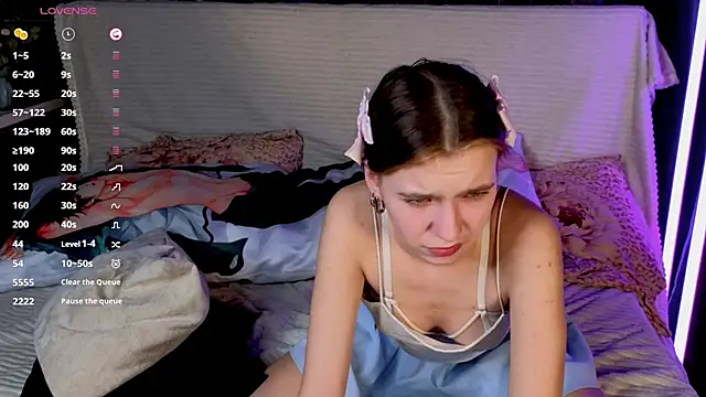 RochelCozzi online show from December 1, 1:31 am