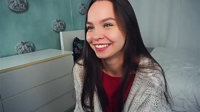 NanMccoid online show from November 24, 6:04 am