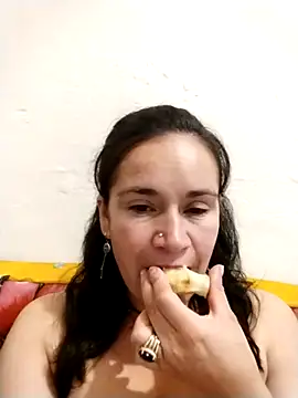 LilyMature x online show from November 28, 9:07 pm