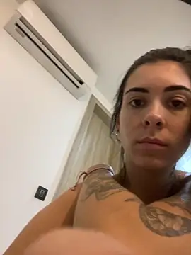 fer-nanda online show from February 22, 6:31 pm