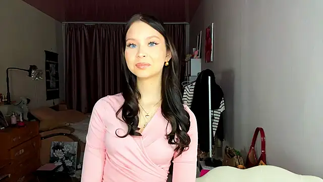 EmmaJonse online show from November 15, 11:44 am