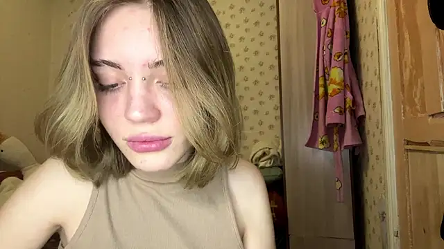 MelaineAytes online show from November 24, 10:50 am