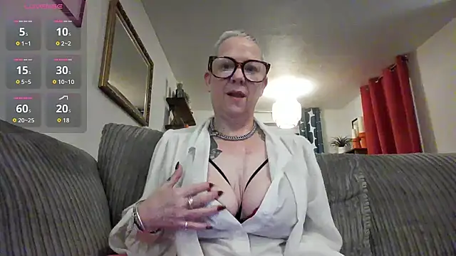 missyb x online show from December 4, 5:03 pm