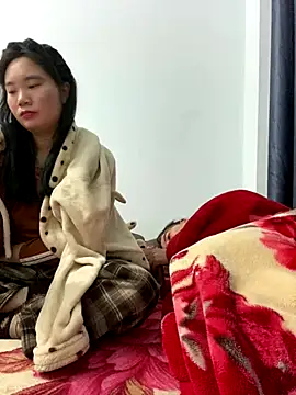 pitty mymi online show from December 16, 9:09 pm