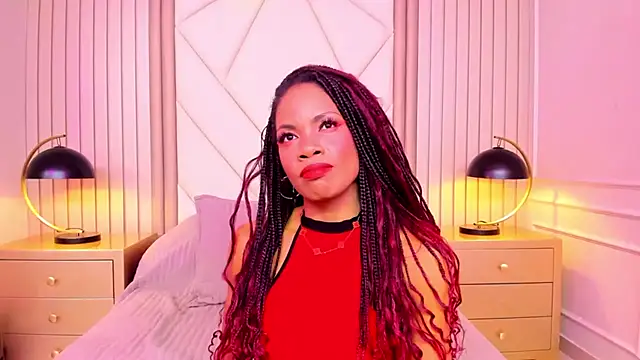 LailaDavidson online show from April 13, 1:01 pm