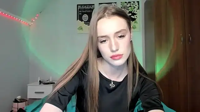 tinyglow online show from May 22, 10:41 pm