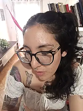 Melinerd online show from November 22, 9:50 pm