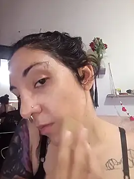 Melinerd online show from April 1, 6:05 pm