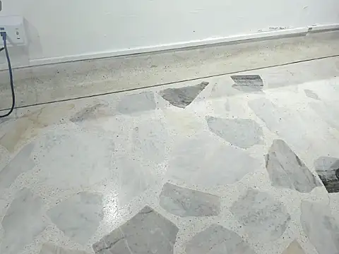 noa-camila online show from November 24, 12:40 pm