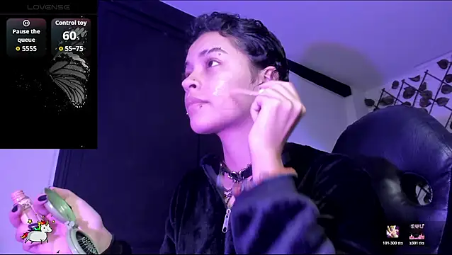 Anny Kiitty online show from April 19, 3:50 am