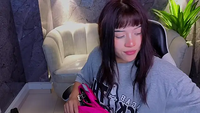 Emily Tx  online show from December 2, 2:46 am