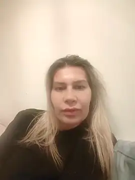 NaughtyClaudia  online show from March 3, 6:25 pm