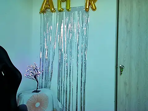 roses allison online show from January 18, 4:36 pm