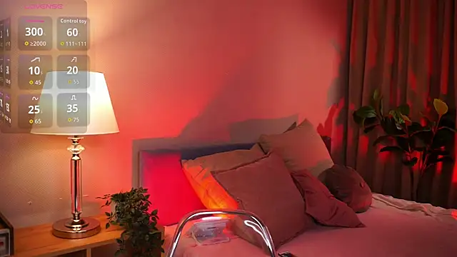 lexy exe online show from April 11, 8:45 pm