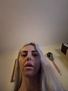 feliciafelon online show from April 17, 11:51 pm