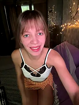 artshadowvibe online show from December 1, 7:12 am