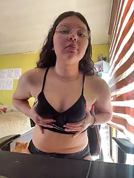 Lily davisss online show from November 28, 10:13 pm