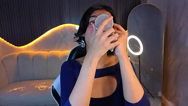 zoe tp online show from March 3, 8:04 pm