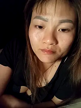 Lee-Thee online show from November 25, 1:46 pm