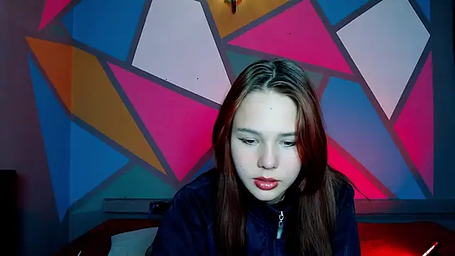 onessandra online show from November 19, 5:40 am