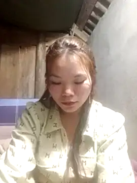 yu-zhen online show from February 17, 3:00 pm