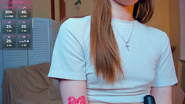 AngelesBenitz online show from April 1, 1:41 pm