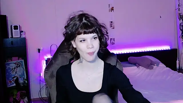 Ebfaafret online show from November 19, 4:12 am