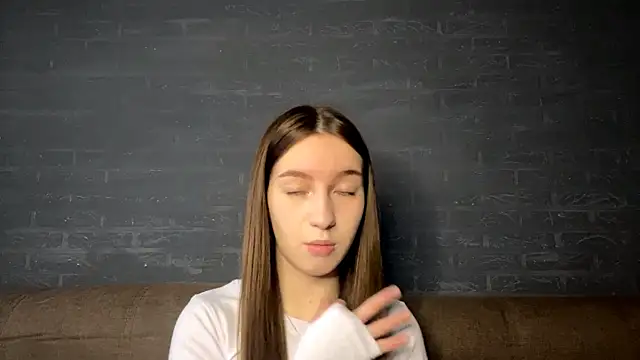 CindaWinn online show from November 20, 8:26 am