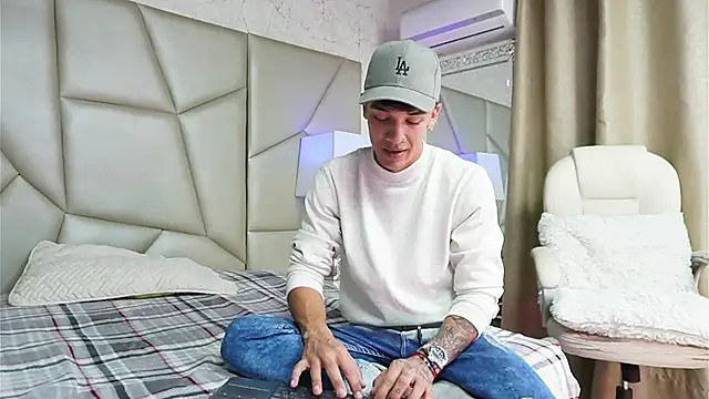 Be curious online show from January 6, 11:47 am