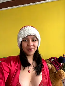 Esmerald 1111 online show from December 2, 12:51 pm